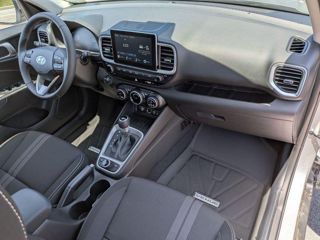 New 2026 Silver Hyundai SEL image 30