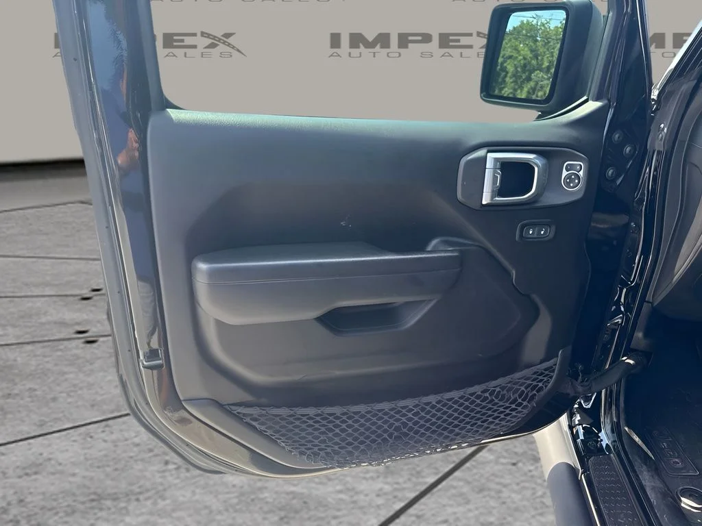Used 2023 Black Jeep Sport image 28