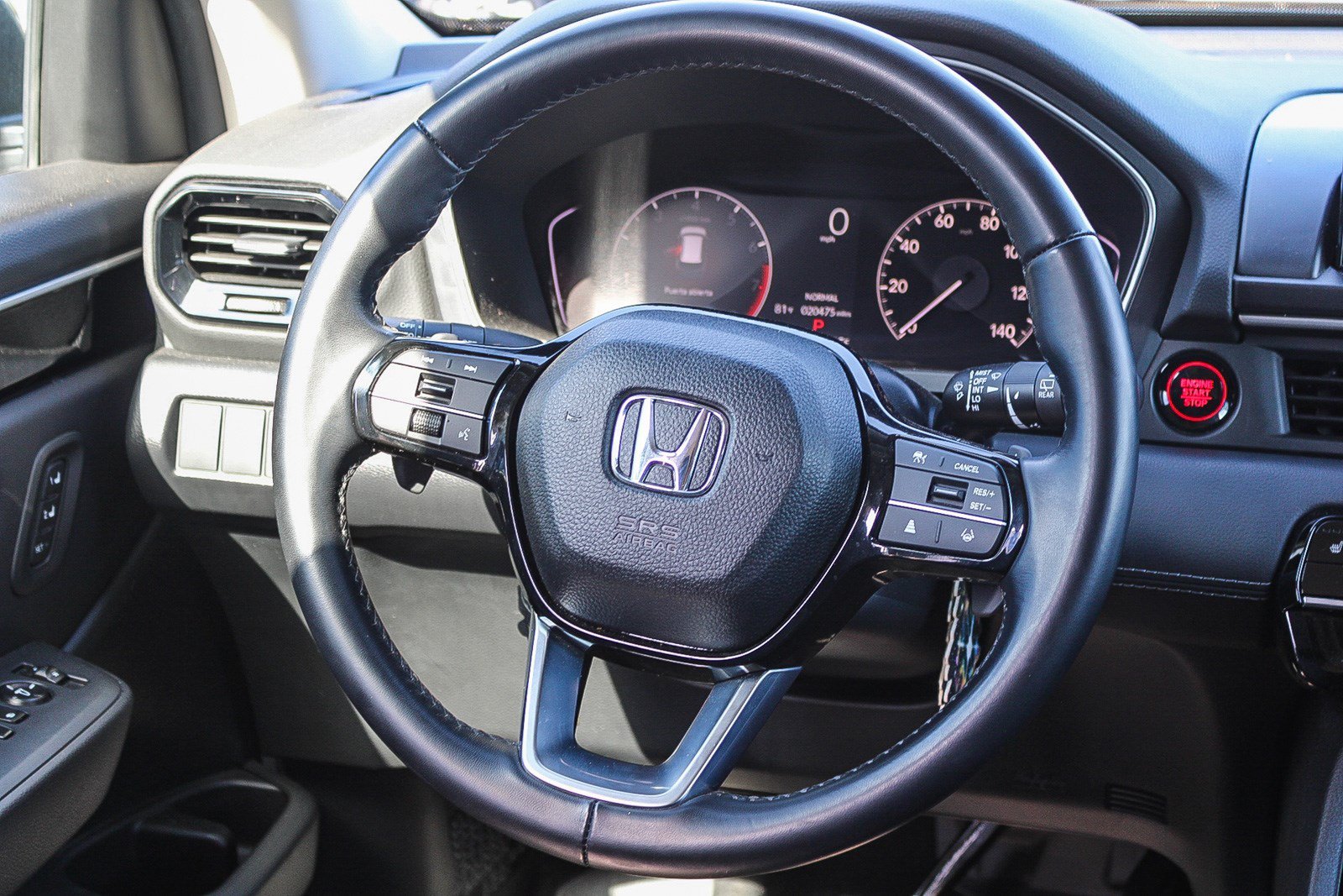 Certified Used 2025 Modern Steel Metallic Honda EX-L image 16