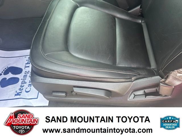 Used 2020 White Chevrolet Z71 image 16