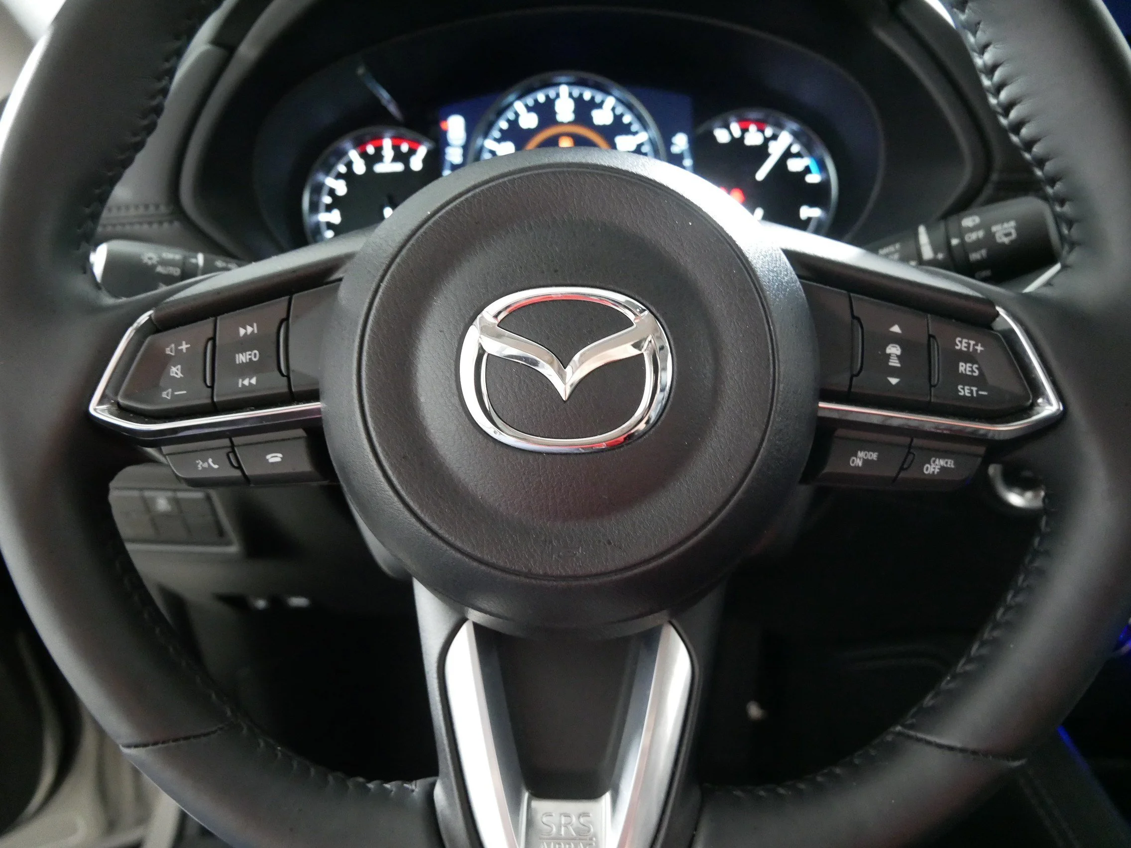 Used 2024 Platinum Quartz Metallic Mazda 2.5 S Premium Plus Package image 25