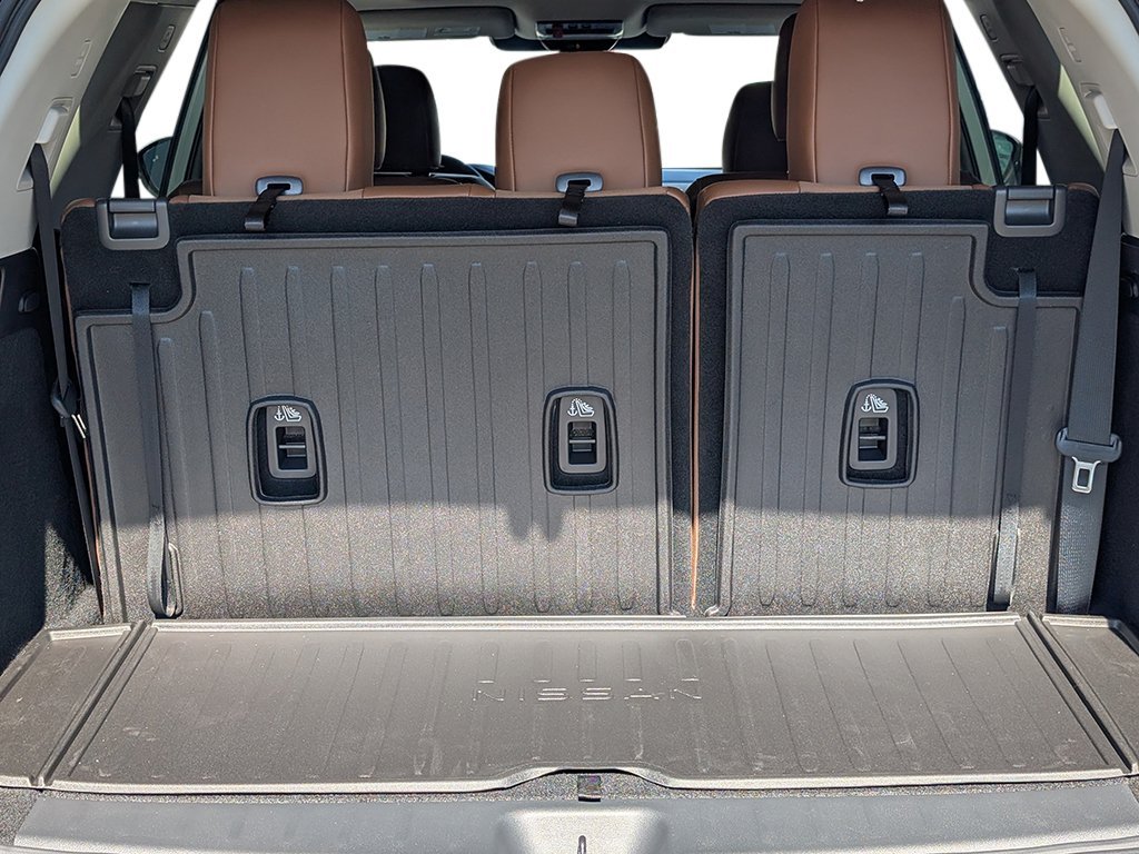 New 2026 Boulder Gray Pearl Nissan Platinum image 20