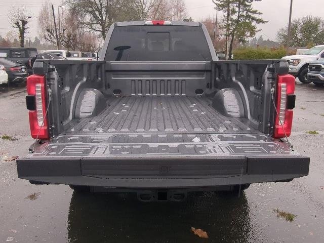 New 2026 Carbonized Gray Metallic Ford F-250® XLT image 25