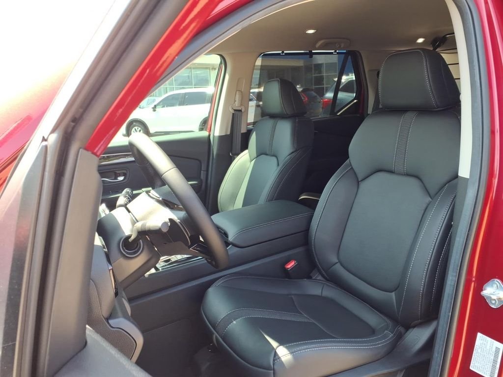 Used 2026 Radiant Red Metallic II Honda EX-L image 2