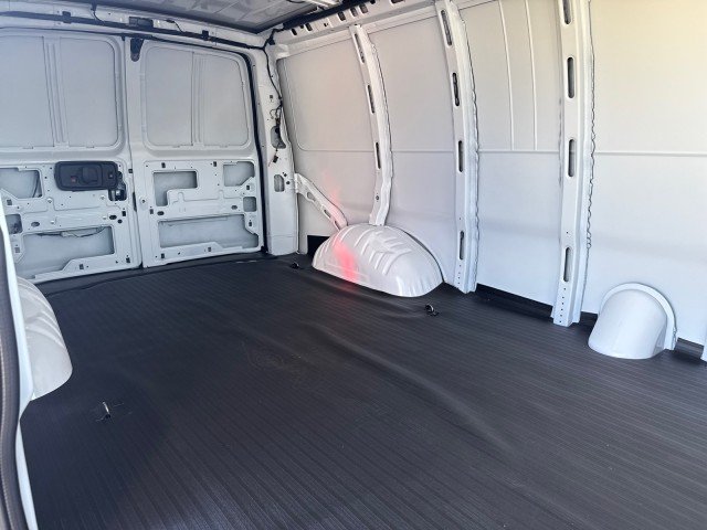 2025 Chevrolet Express Cargo Work Van - Photo 13