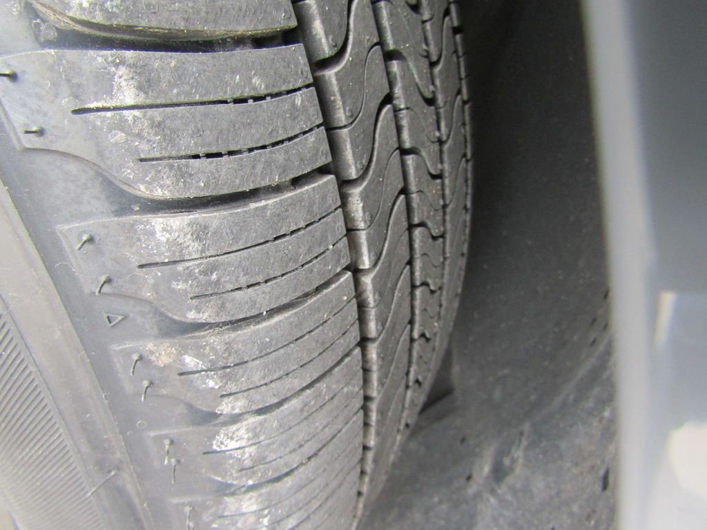 Used 2025 Gray Honda Sport-L image 30