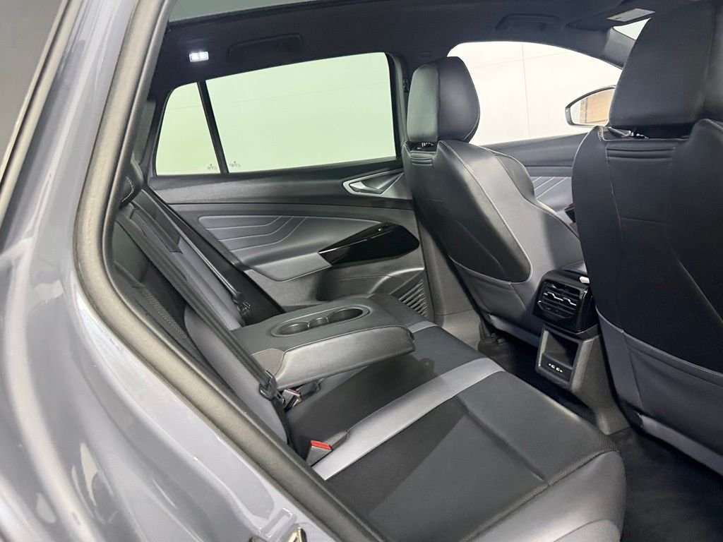 Used 2023 Gray Volkswagen Pro S image 29
