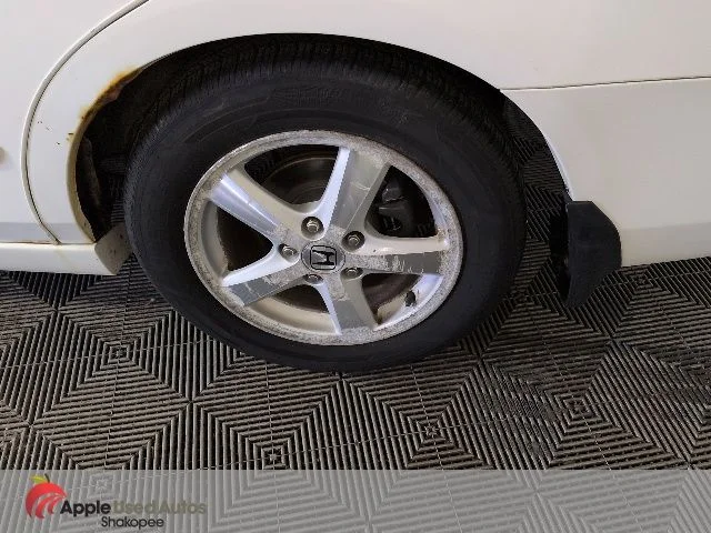 Used 2005 White Honda EX-L image 31
