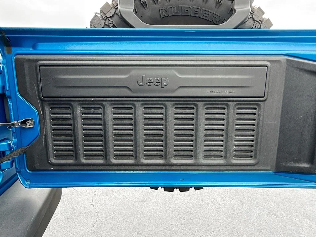 Used 2022 Blue Jeep Unlimited Rubicon image 30