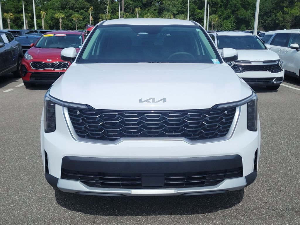 New 2026 White Kia LX image 2