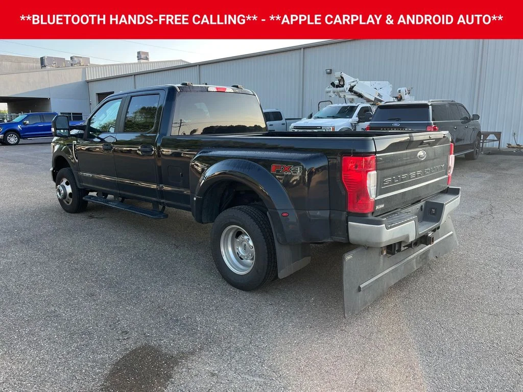 Used 2022 Black Ford XL image 3