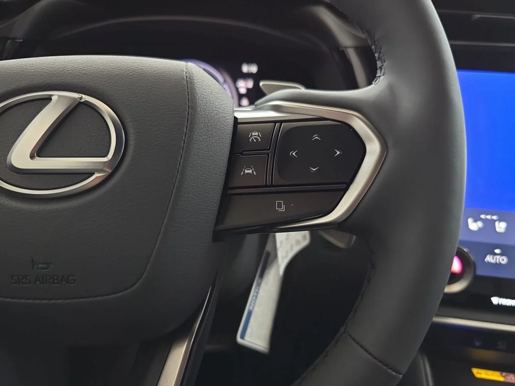 New 2026 Caviar Lexus PREMIUM AWD image 18