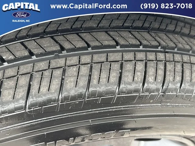 Used 2025 Blue Ford XLT image 14
