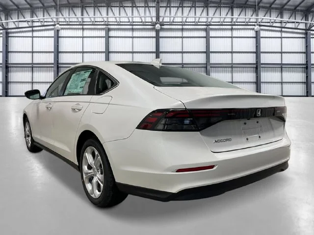 New 2026 Platinum White Pearl Honda LX image 3