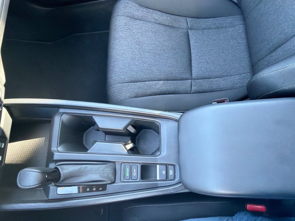 Certified Used 2025  Honda SE image 31