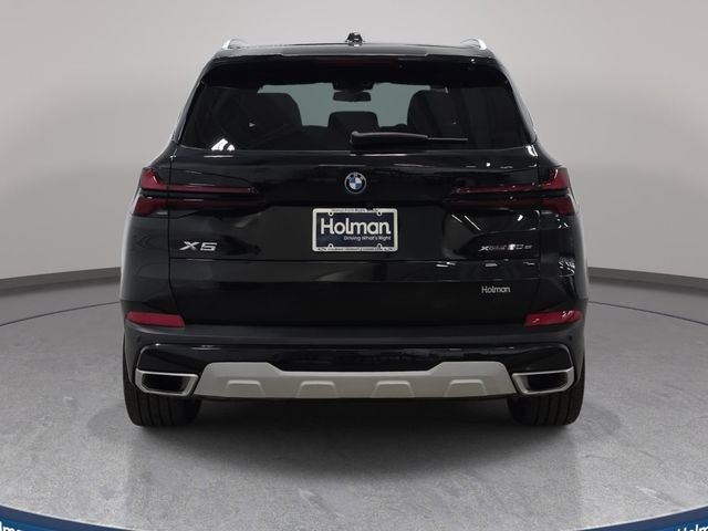 Used 2025 Black BMW xDrive50e image 7