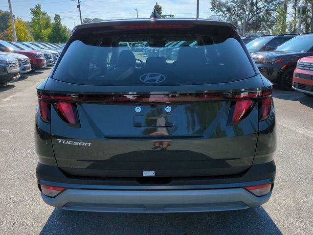 New 2026 Green Hyundai SEL FWD image 6