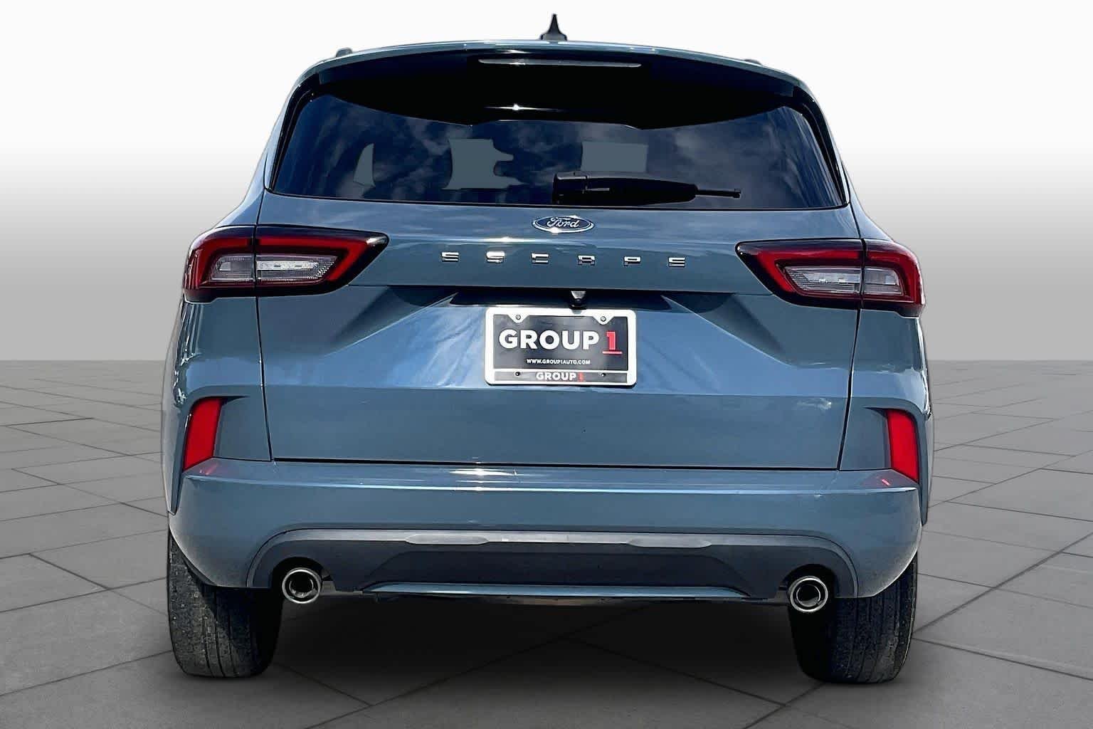 Used 2023 Vapor Blue Ford ST-Line image 5