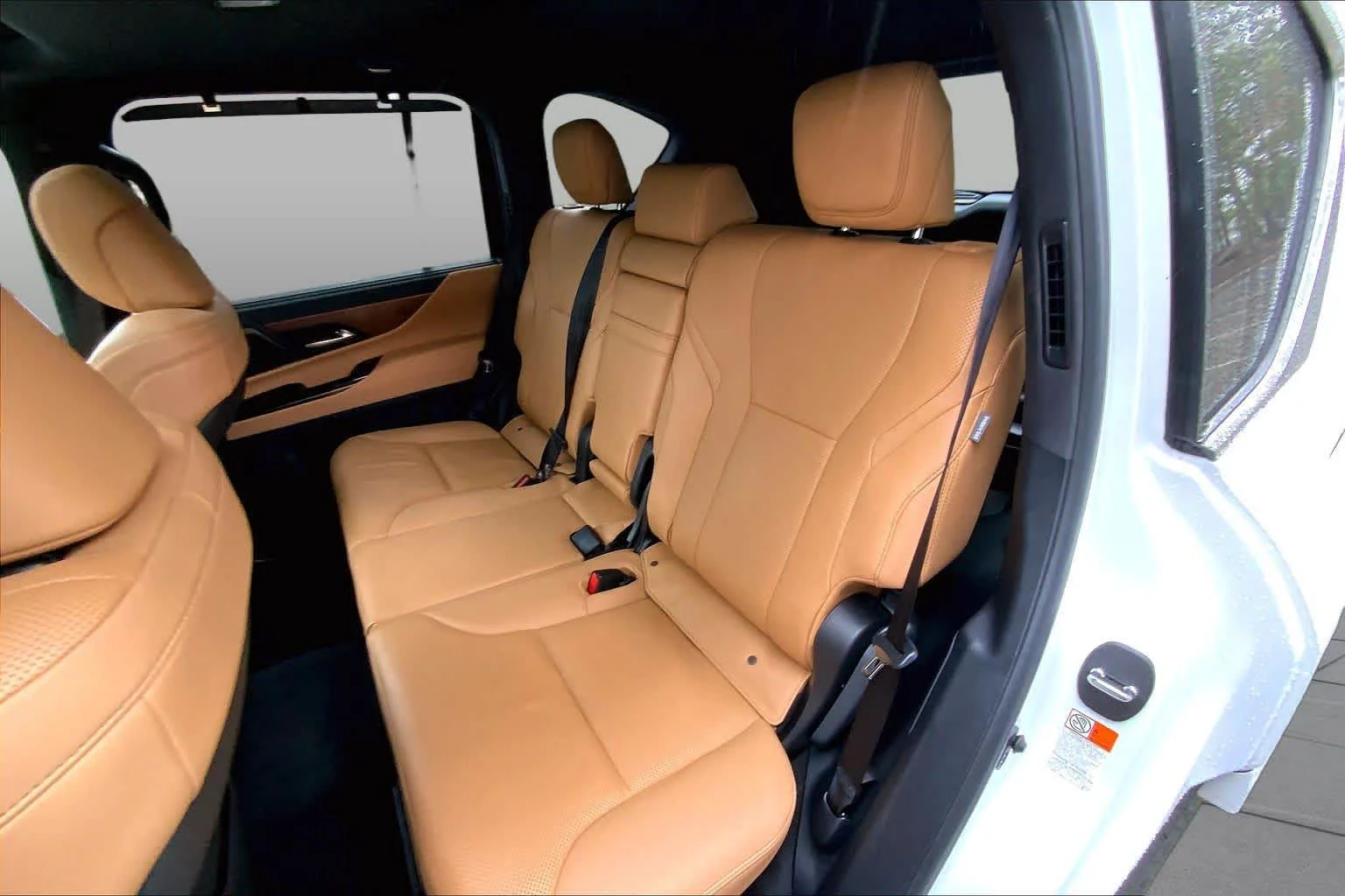 Used 2024 Eminent White Pearl Lexus Luxury image 20