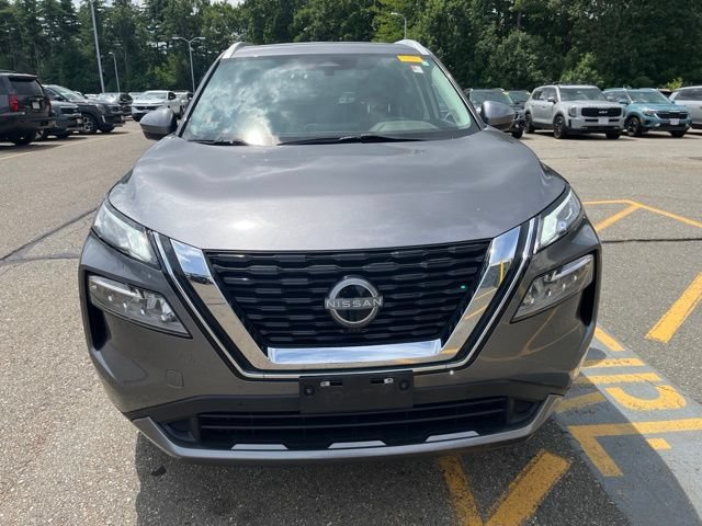 Used 2023 Gun Metallic Nissan SL image 8