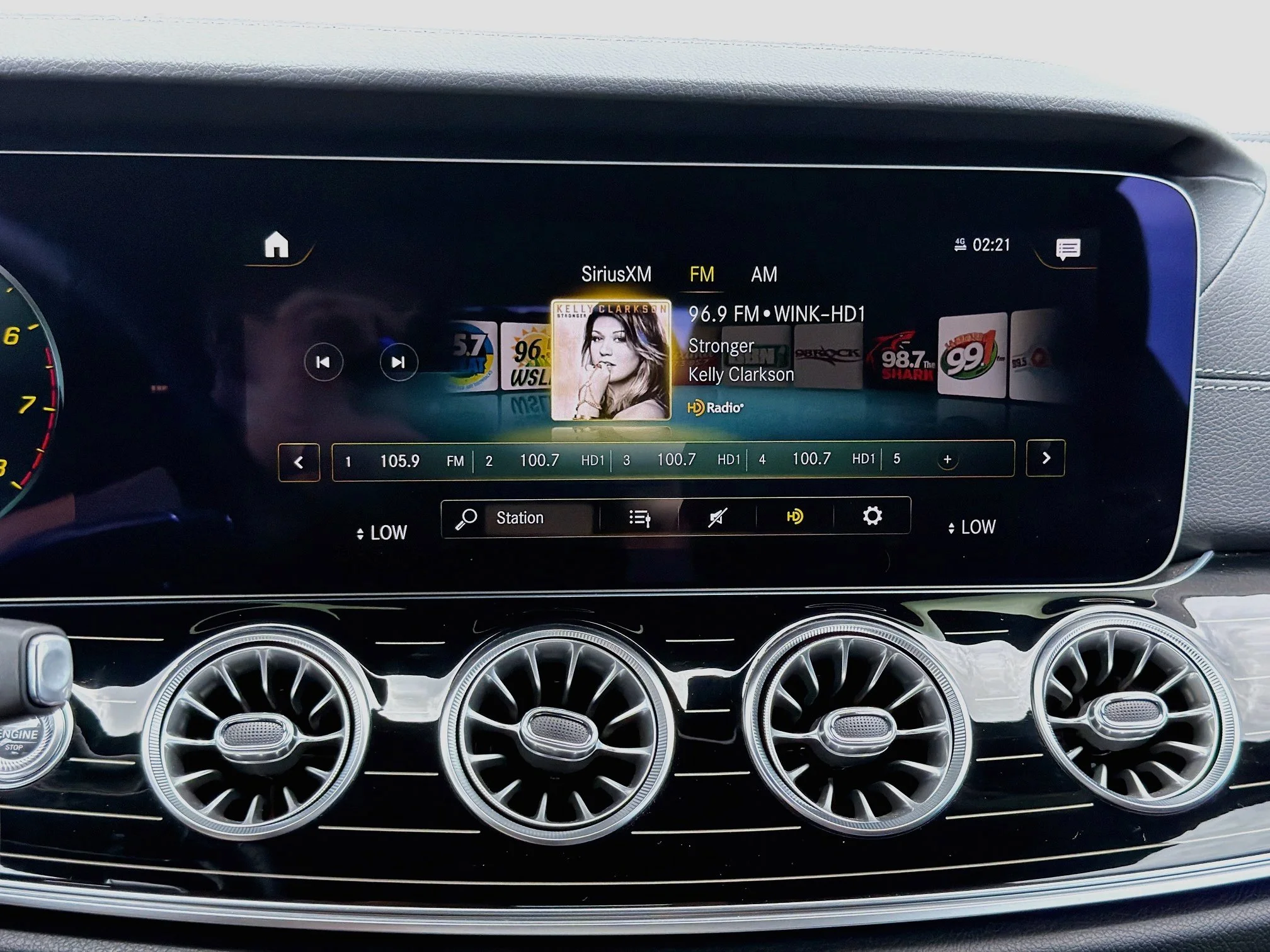 2023 Mercedes-Benz E-Class E450 - Photo 32