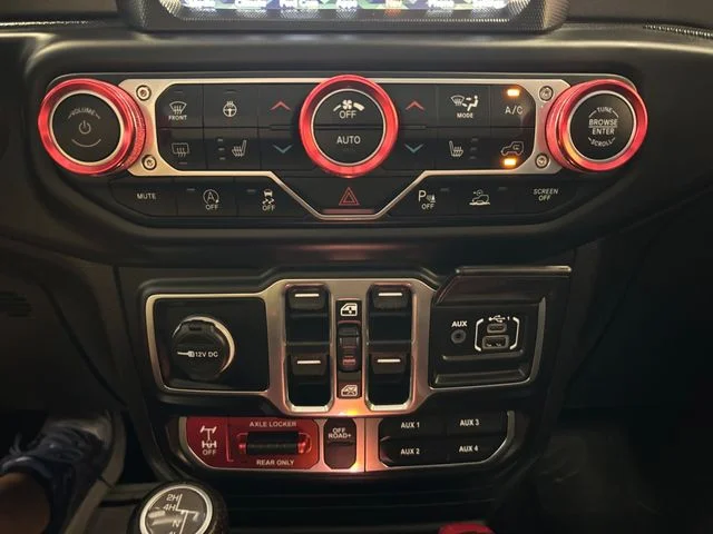 Used 2020 Red Clearcoat Jeep Mojave image 22