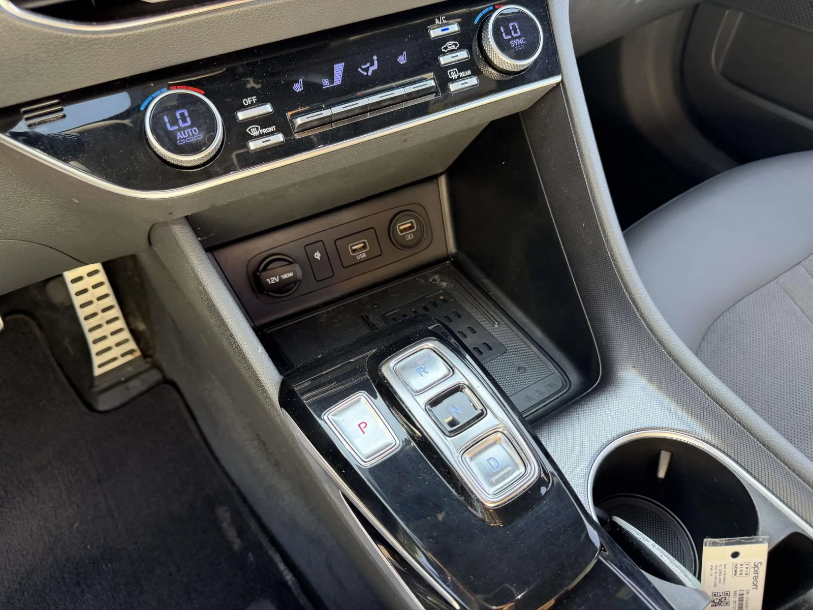 Used 2020 Gray Hyundai SEL Plus image 23