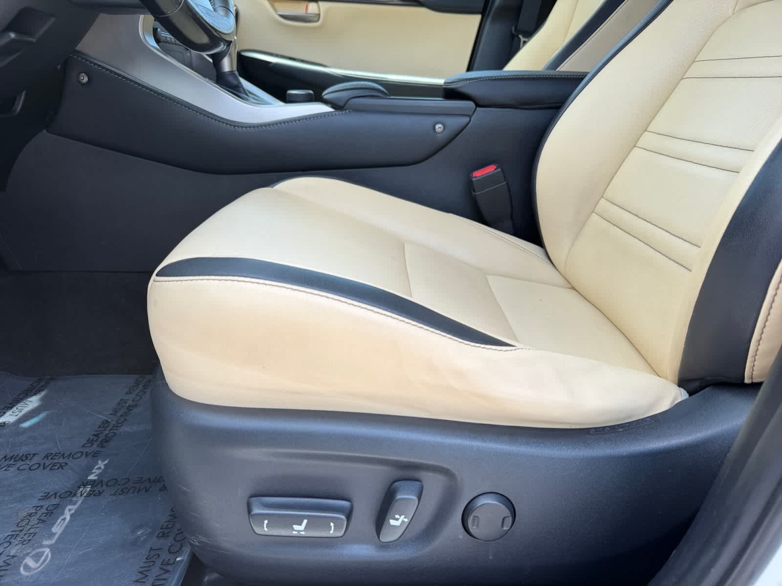 Used 2015 Eminent White Pearl Lexus  image 11