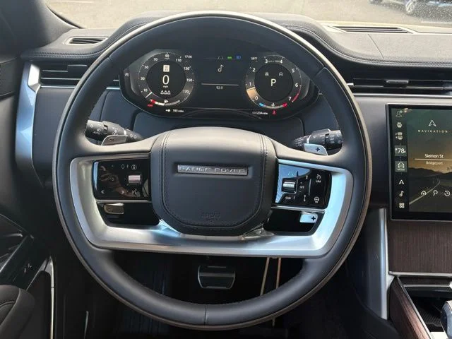 New 2026 Santorini Black Land Rover SE image 15
