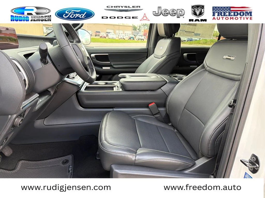 New 2026 White Ford Platinum image 9