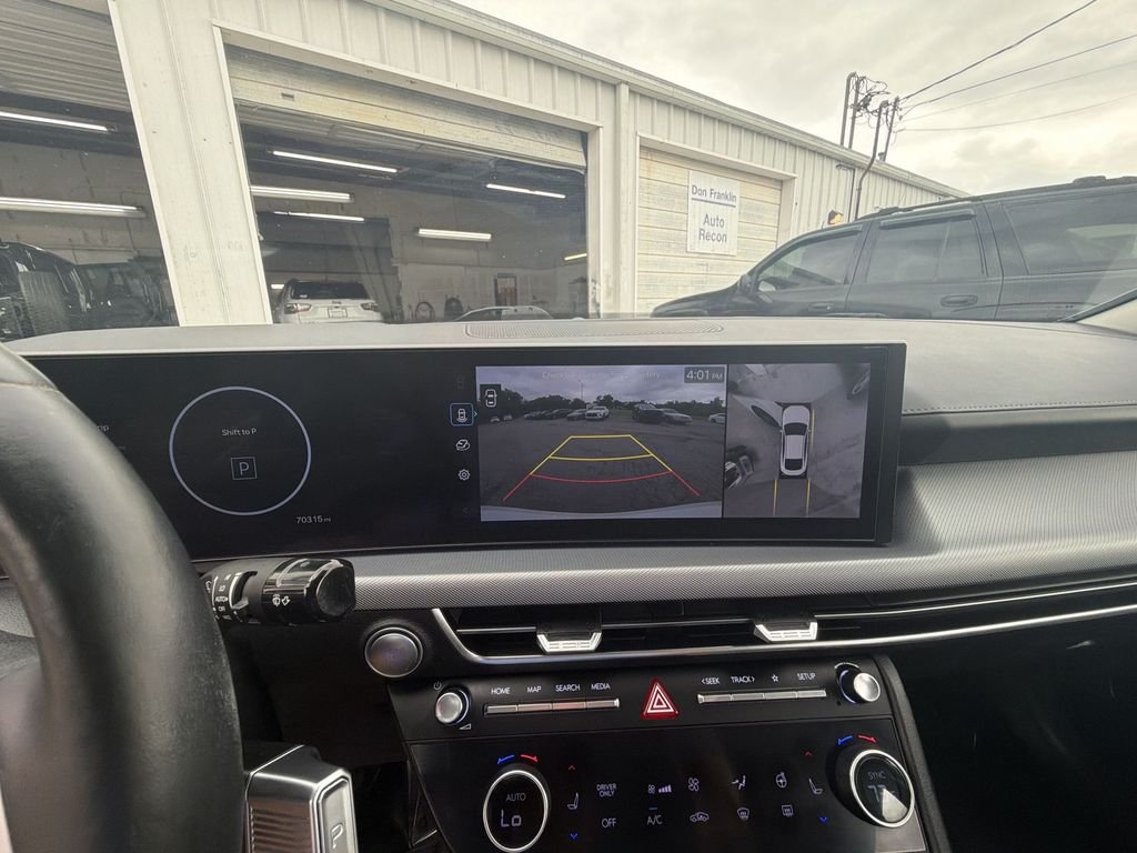 Used 2024 White Hyundai Limited image 17