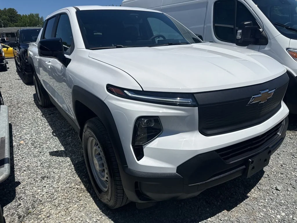 Used 2024 White Chevrolet Work Truck image 2