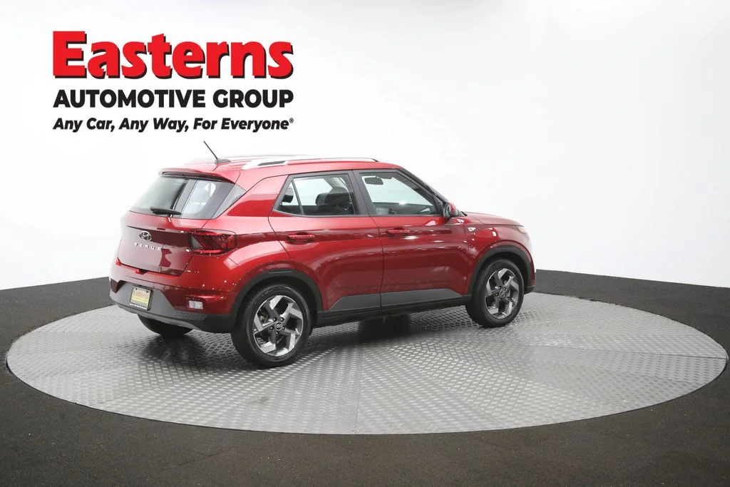 Used 2025 Red Hyundai SEL image 43