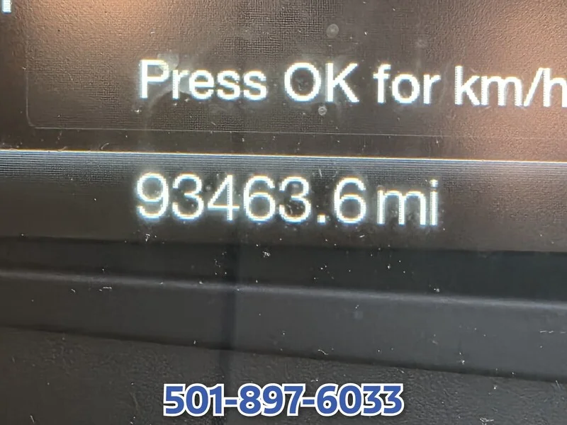 Used 2019 Black FORD SE FWD image 23