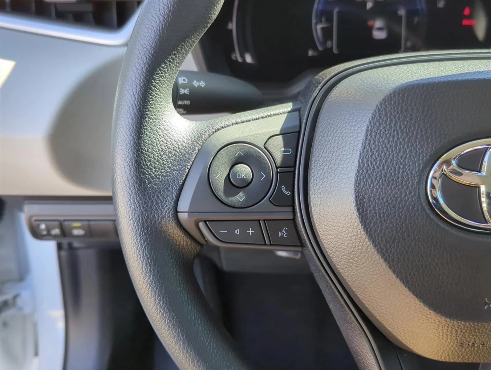 Used 2026 Windchill Toyota LE image 15