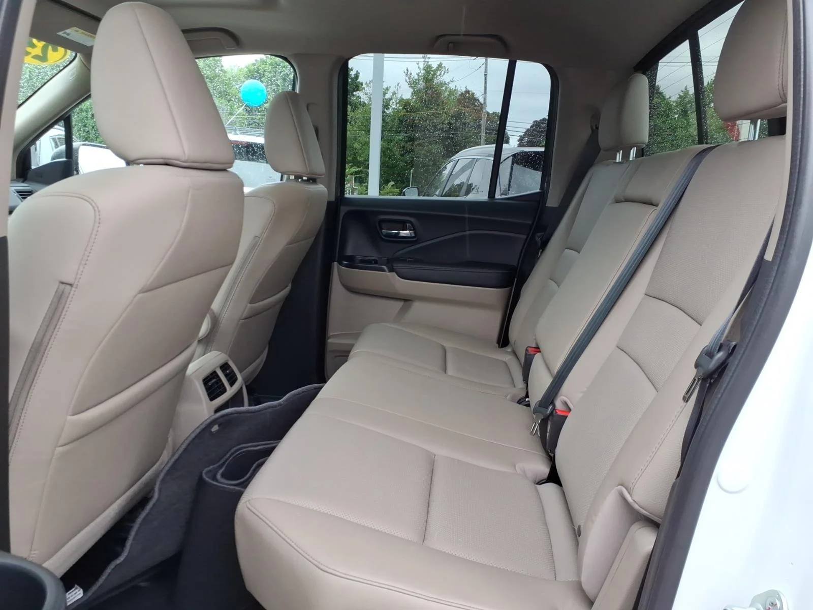 Used 2023 Platinum White Pearl Honda RTL image 12