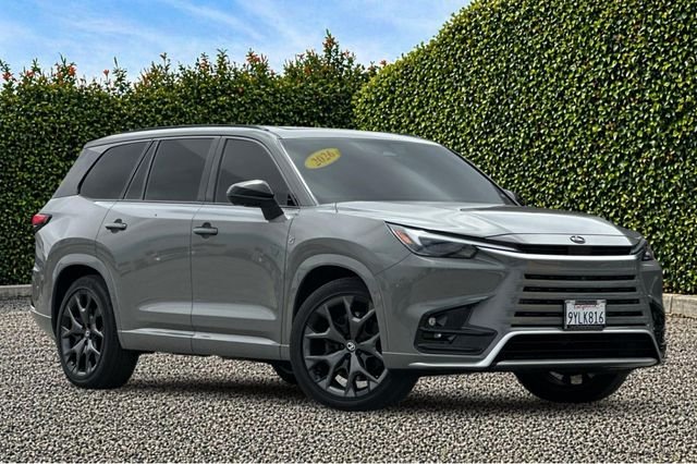 Used 2026  Lexus 500h F SPORT Performance Luxury image 2