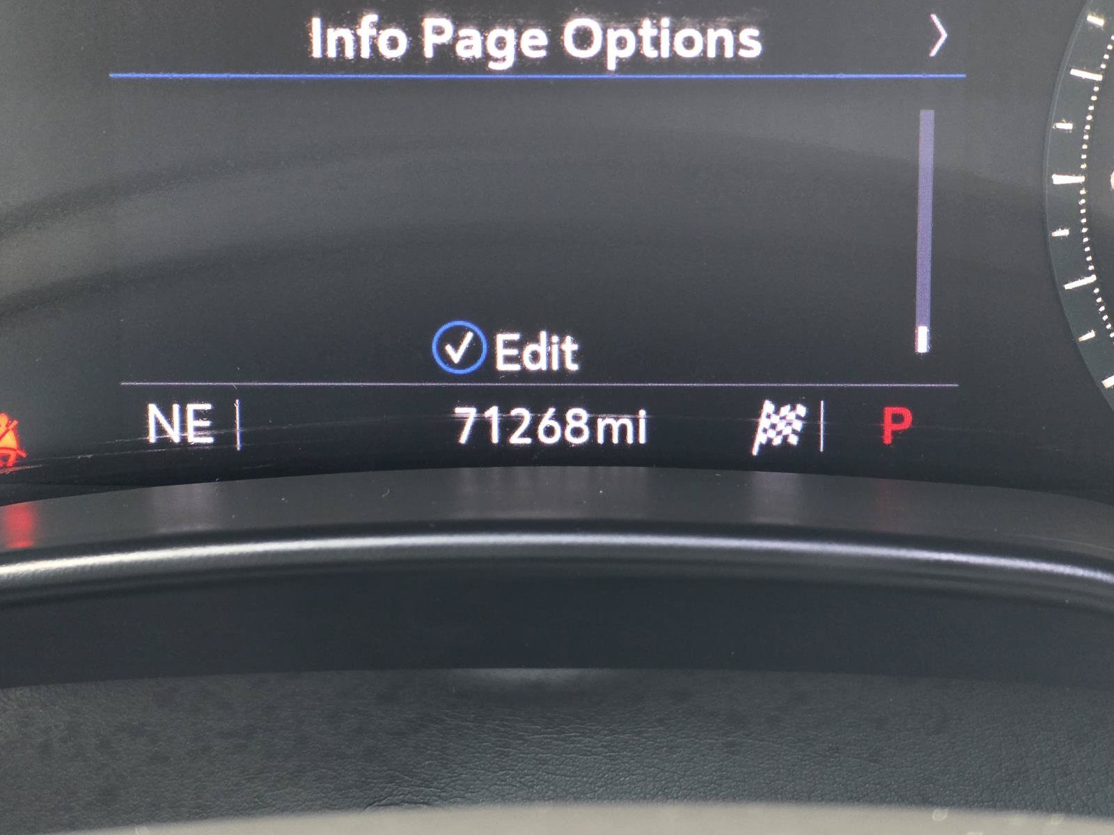Used 2021 SUMMIT WHITE Cadillac Sport image 29