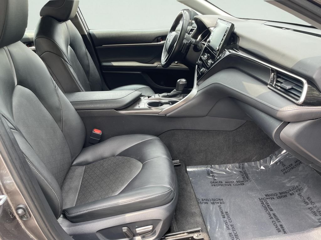 2023 Toyota Camry XSE - Photo 13