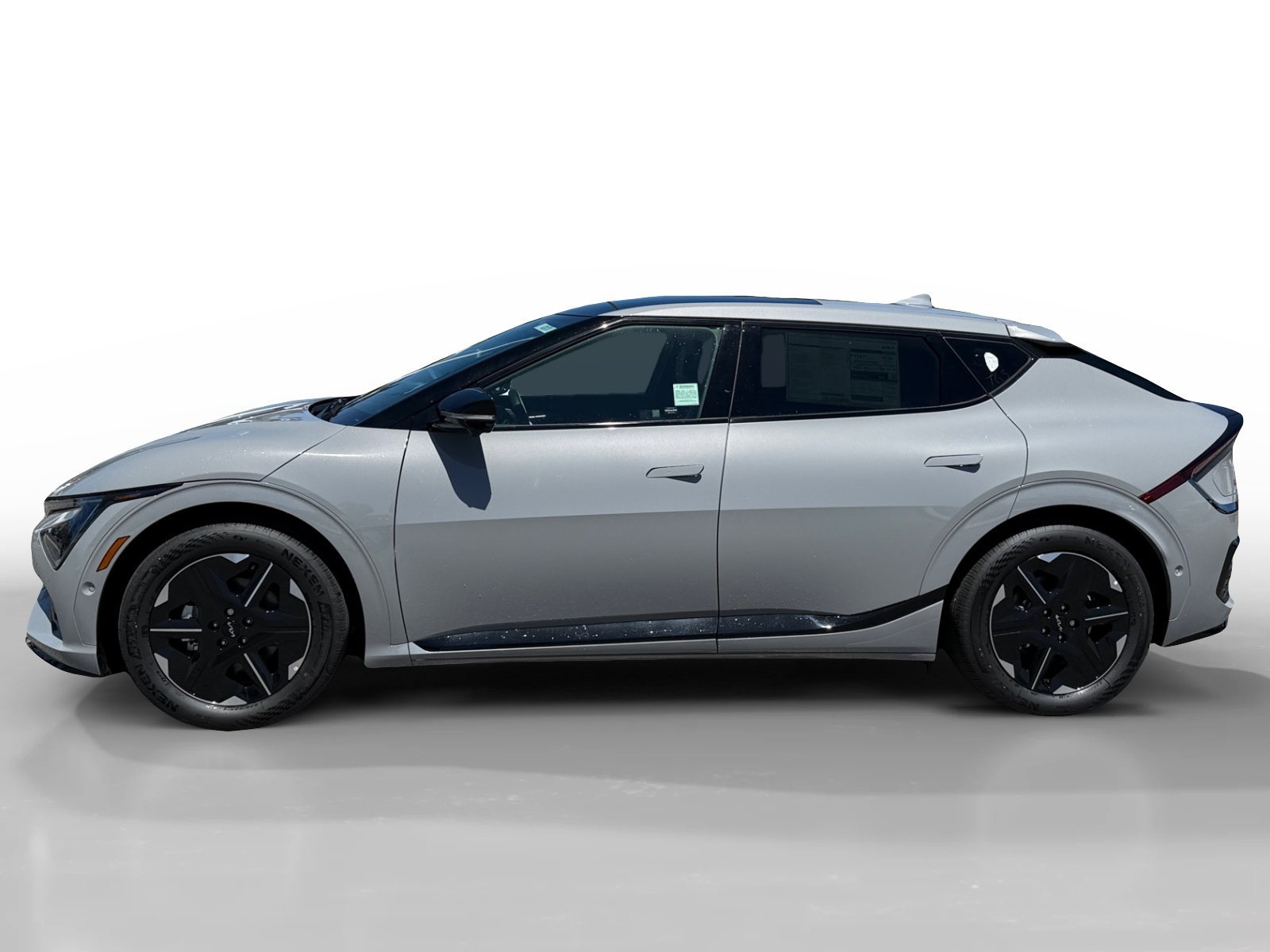 New 2026 Wolf Gray Kia GT-LINE image 2
