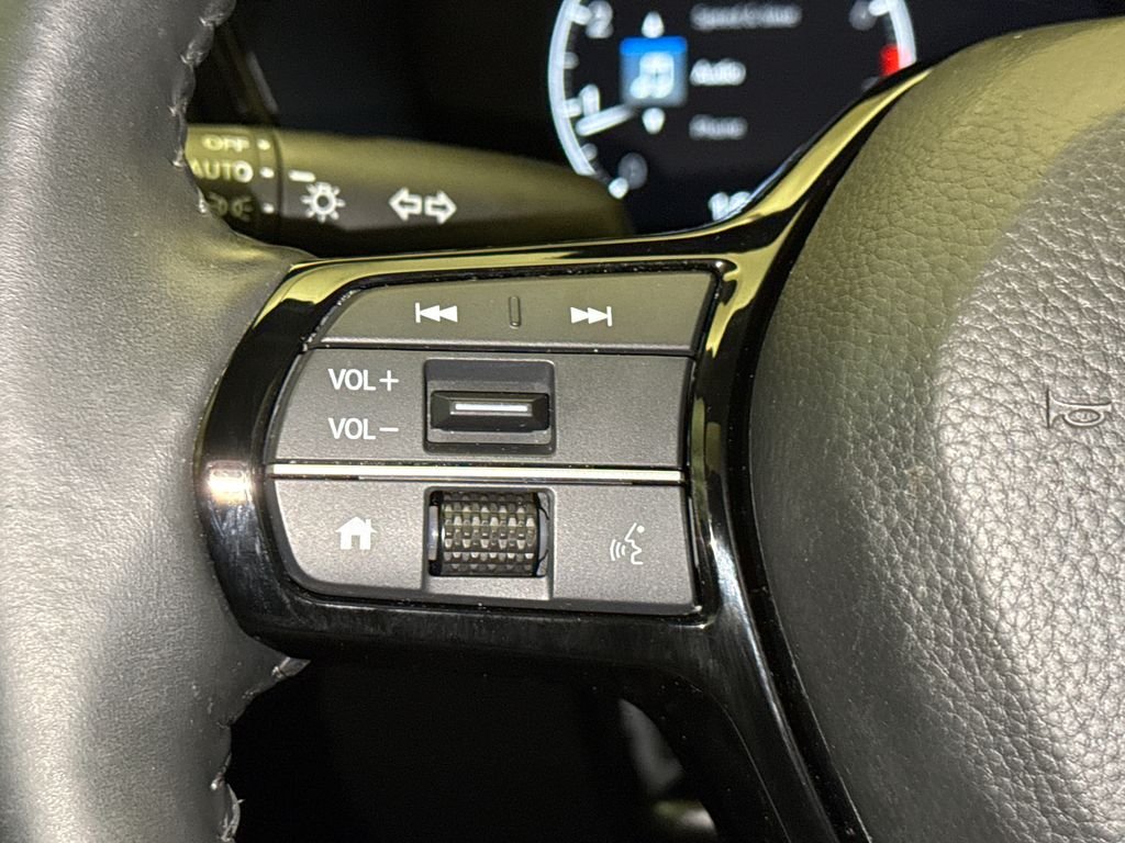 Used 2024 Meteorite Gray Metallic Honda EX-L image 32