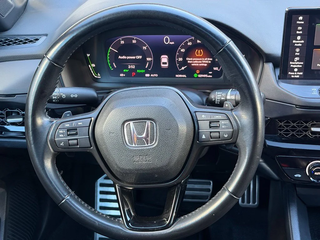 Certified Used 2024 Platinum White Pearl Honda Sport image 28
