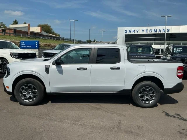 New 2026 Space White Metallic Ford XLT image 2
