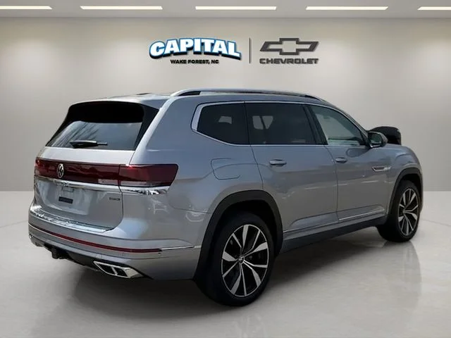 Used 2024 Silver Volkswagen 2.0T SEL Premium R-Line image 5