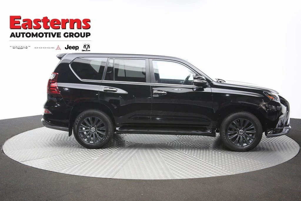 Used 2022 Black Lexus 460 image 54