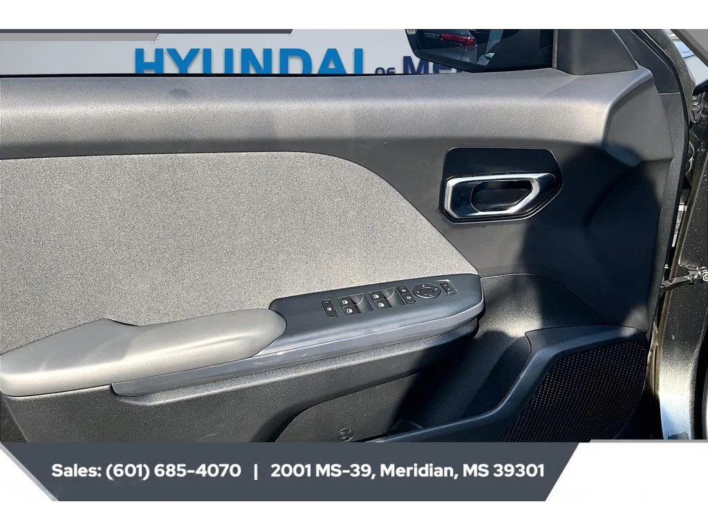 Used 2025 Interstellar Gray Kia EX image 17