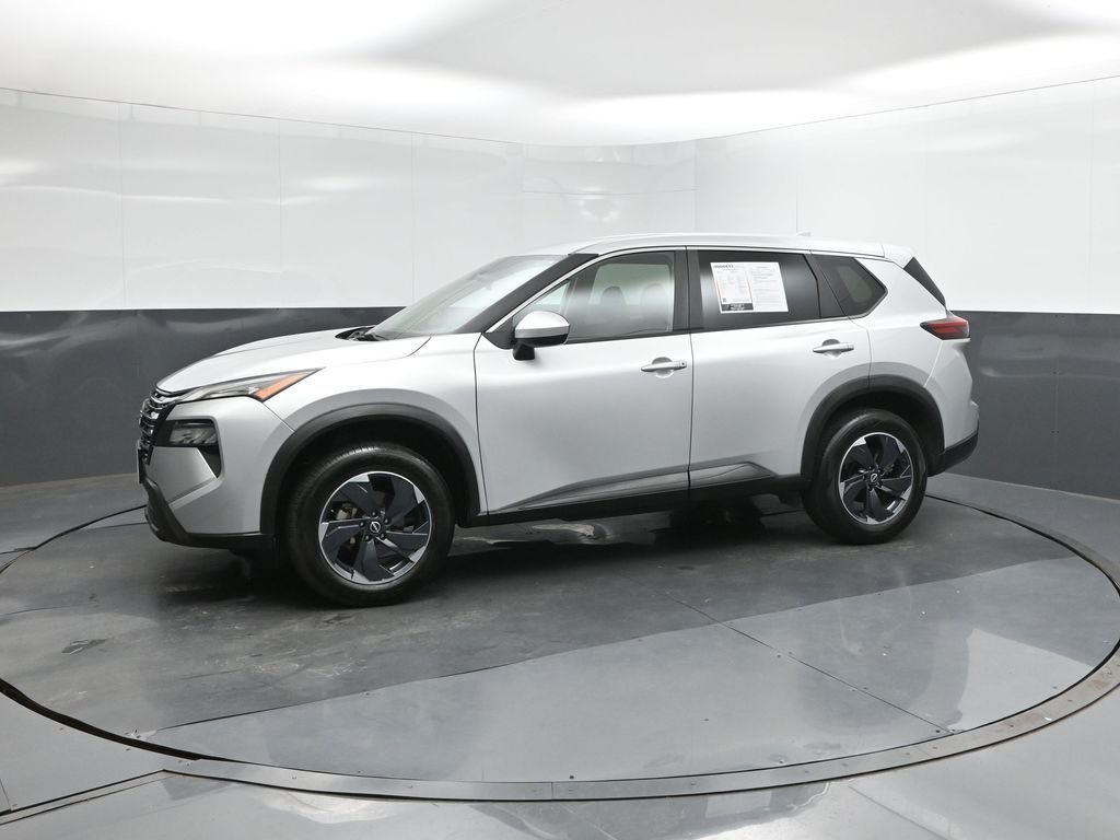 Used 2024 Silver Nissan SV image 30