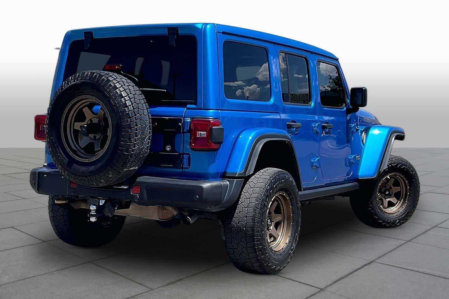 Used 2022 Hydro Blue Pearlcoat Jeep Unlimited Rubicon 392 image 12