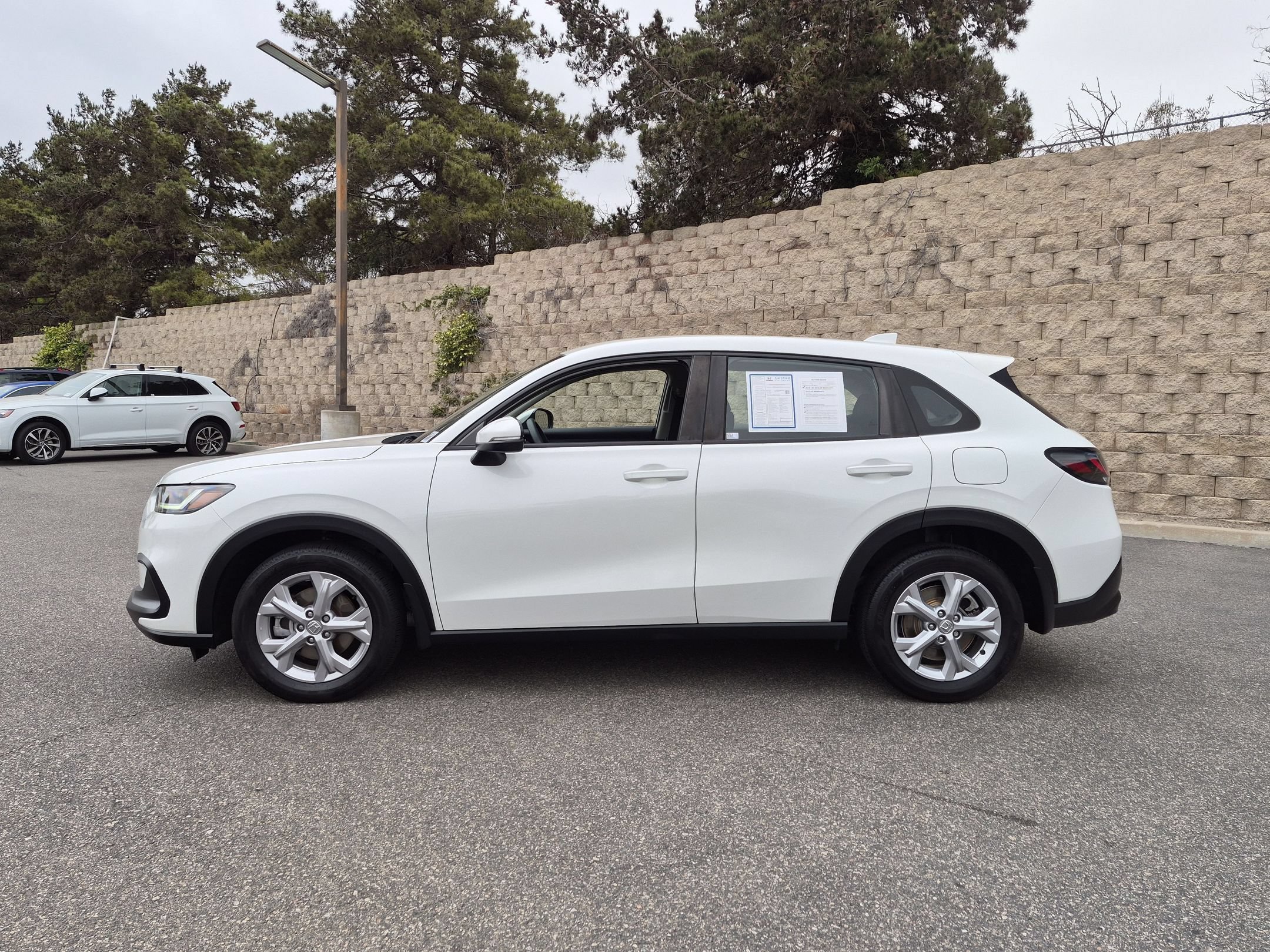 Used 2024 White Honda LX image 2