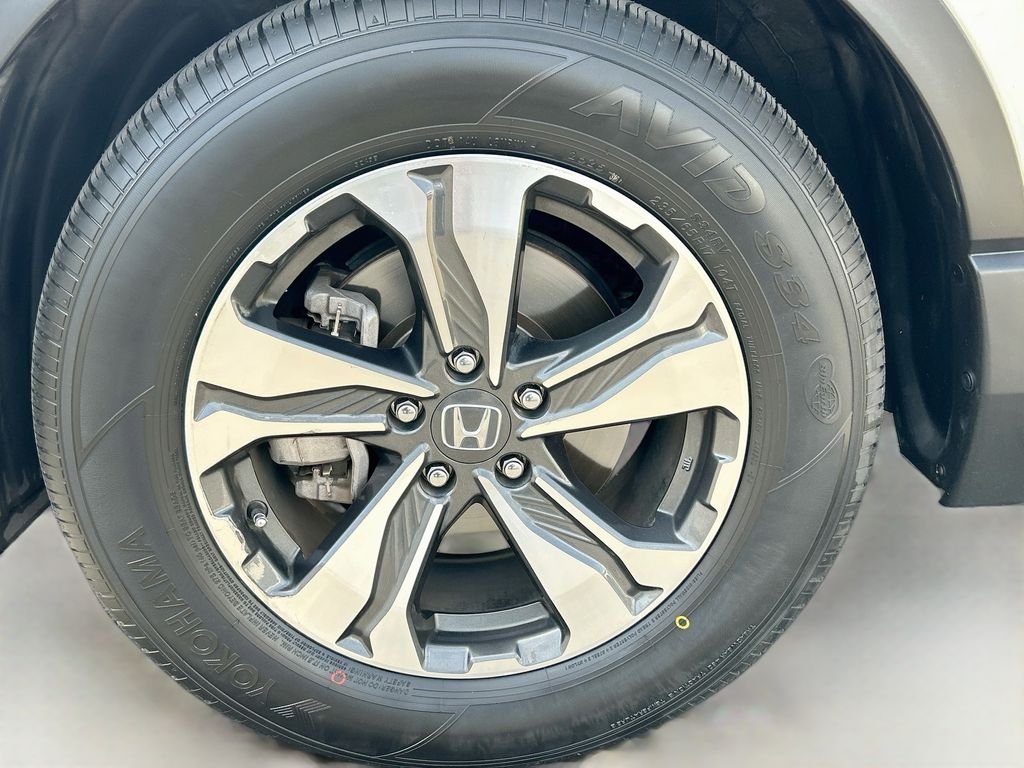 Used 2020 Lunar Silver Metallic Honda LX image 28